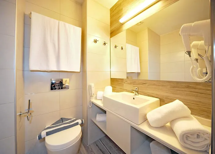 Astron & Apart Otel İstanköy